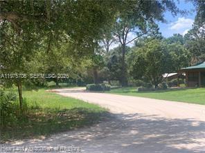 AVON PARK LAKES - Land