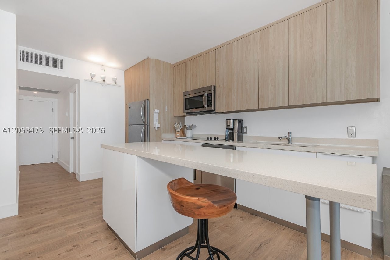 RONEY PALACE CONDO - Residential Lease