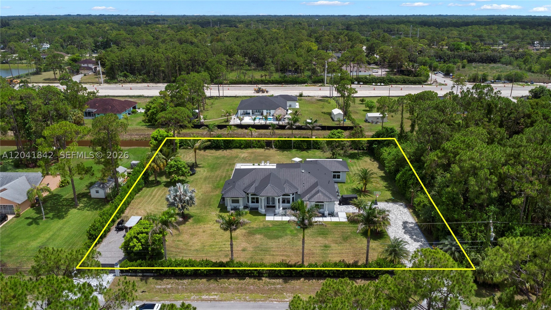 18-42-41~ N 269 FT OF S 1 - Residential