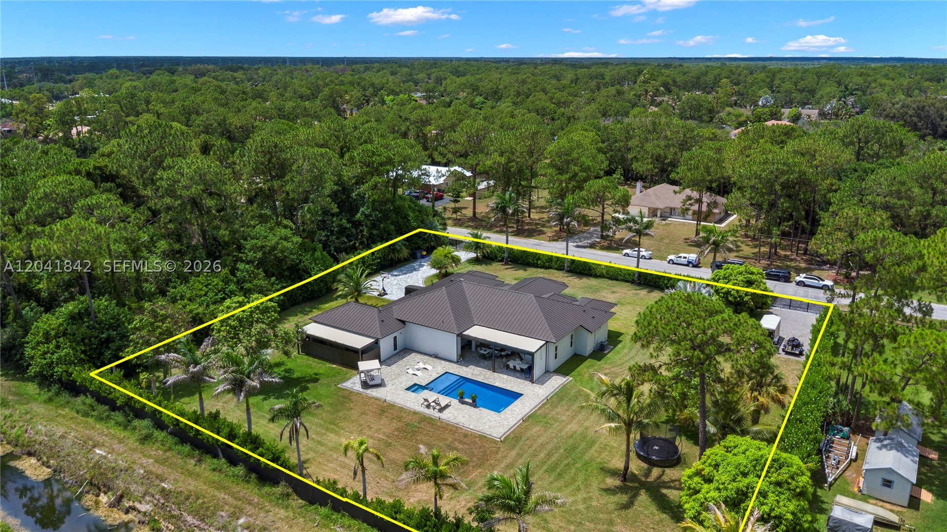 18-42-41~ N 269 FT OF S 1 - Residential