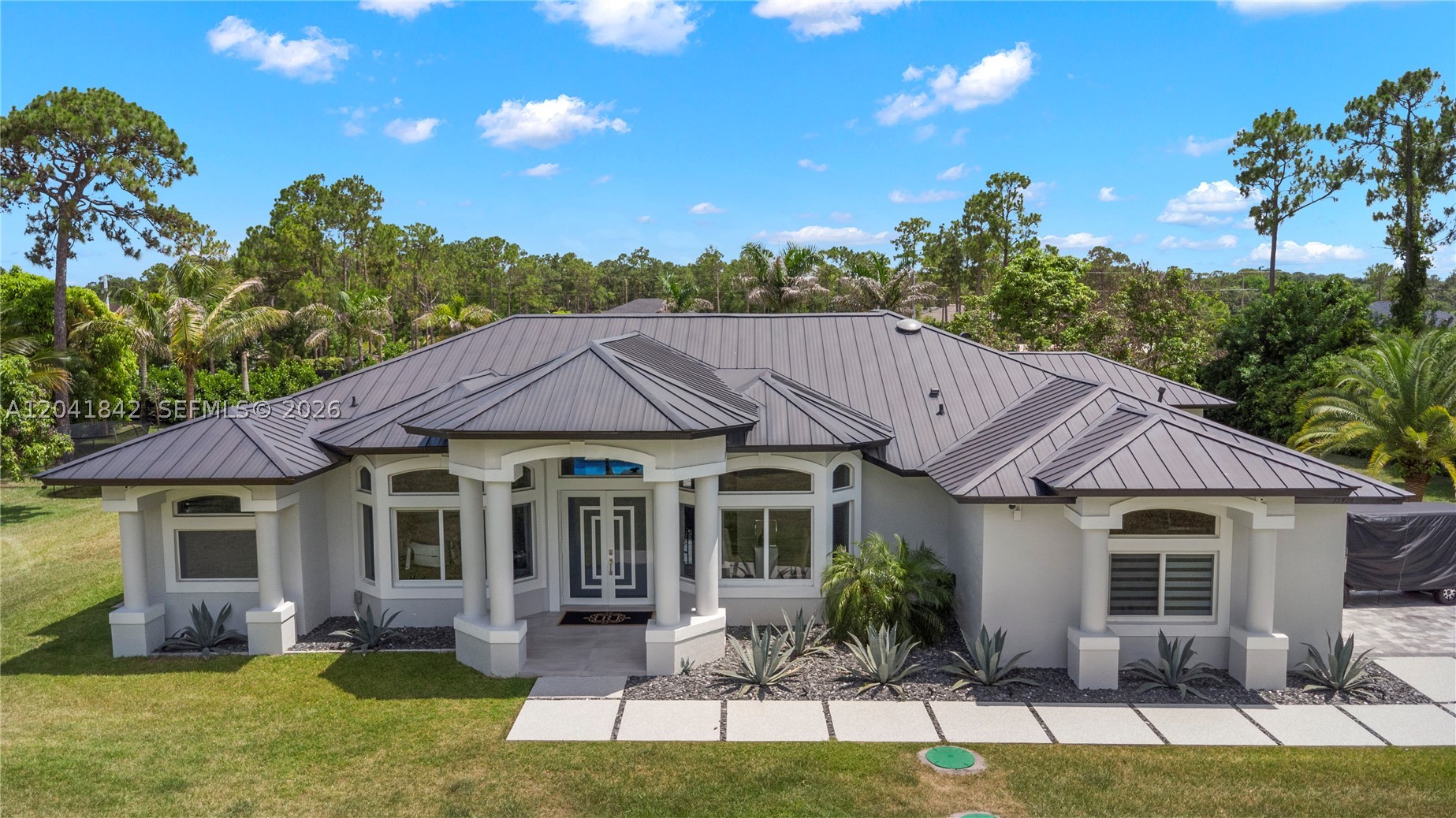 18-42-41~ N 269 FT OF S 1 - Residential
