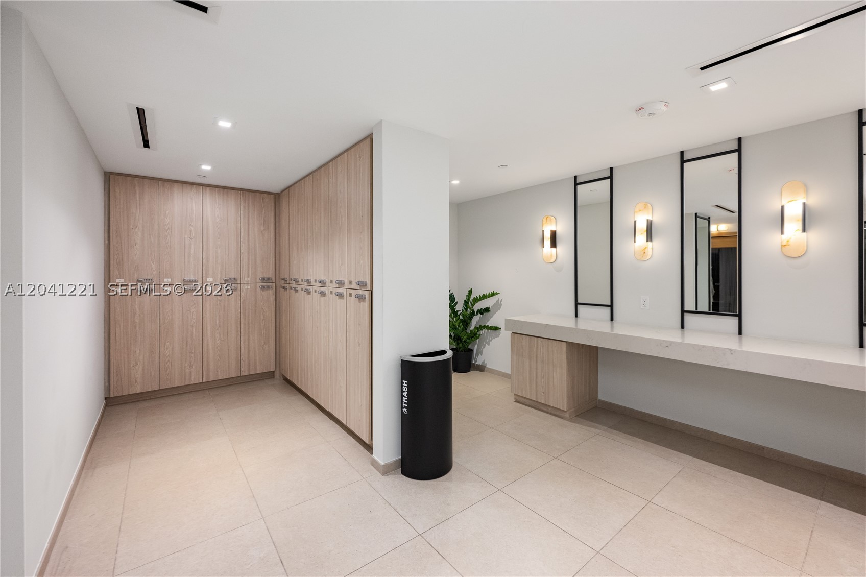 DISTRICT 225 - Residential