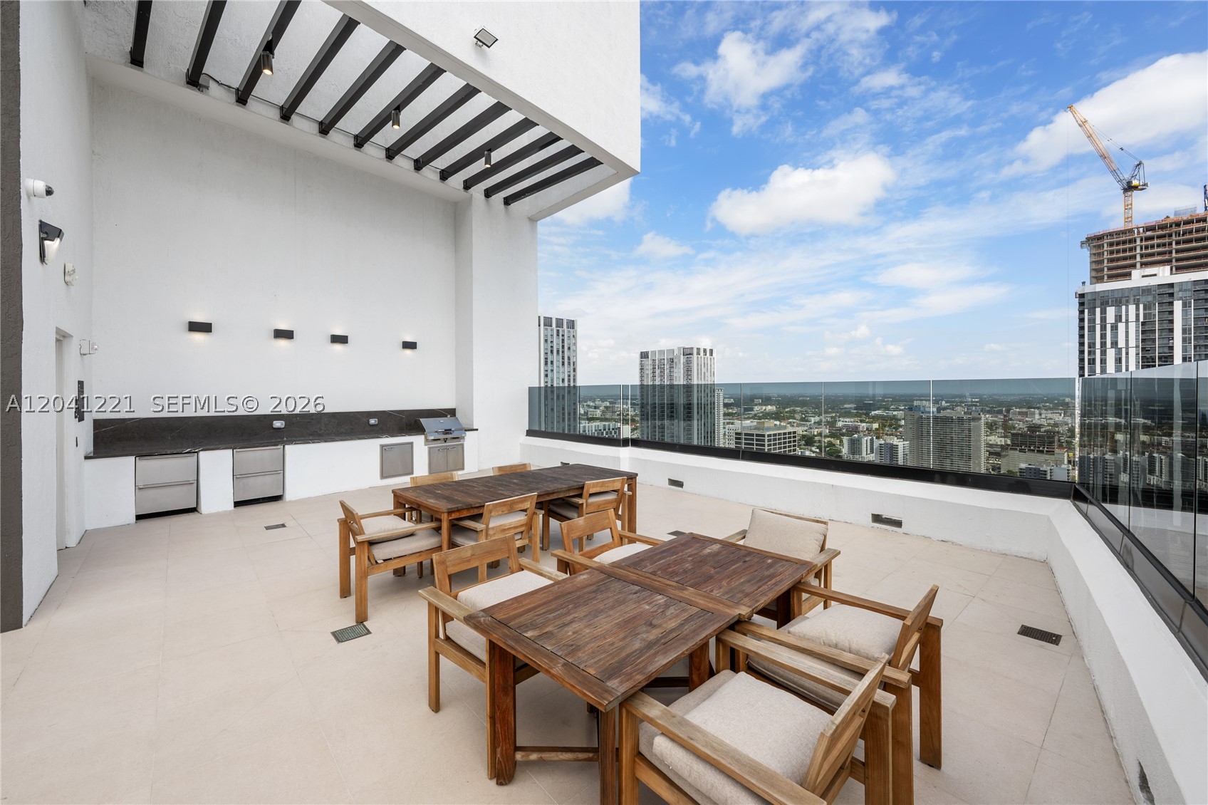 DISTRICT 225 - Residential