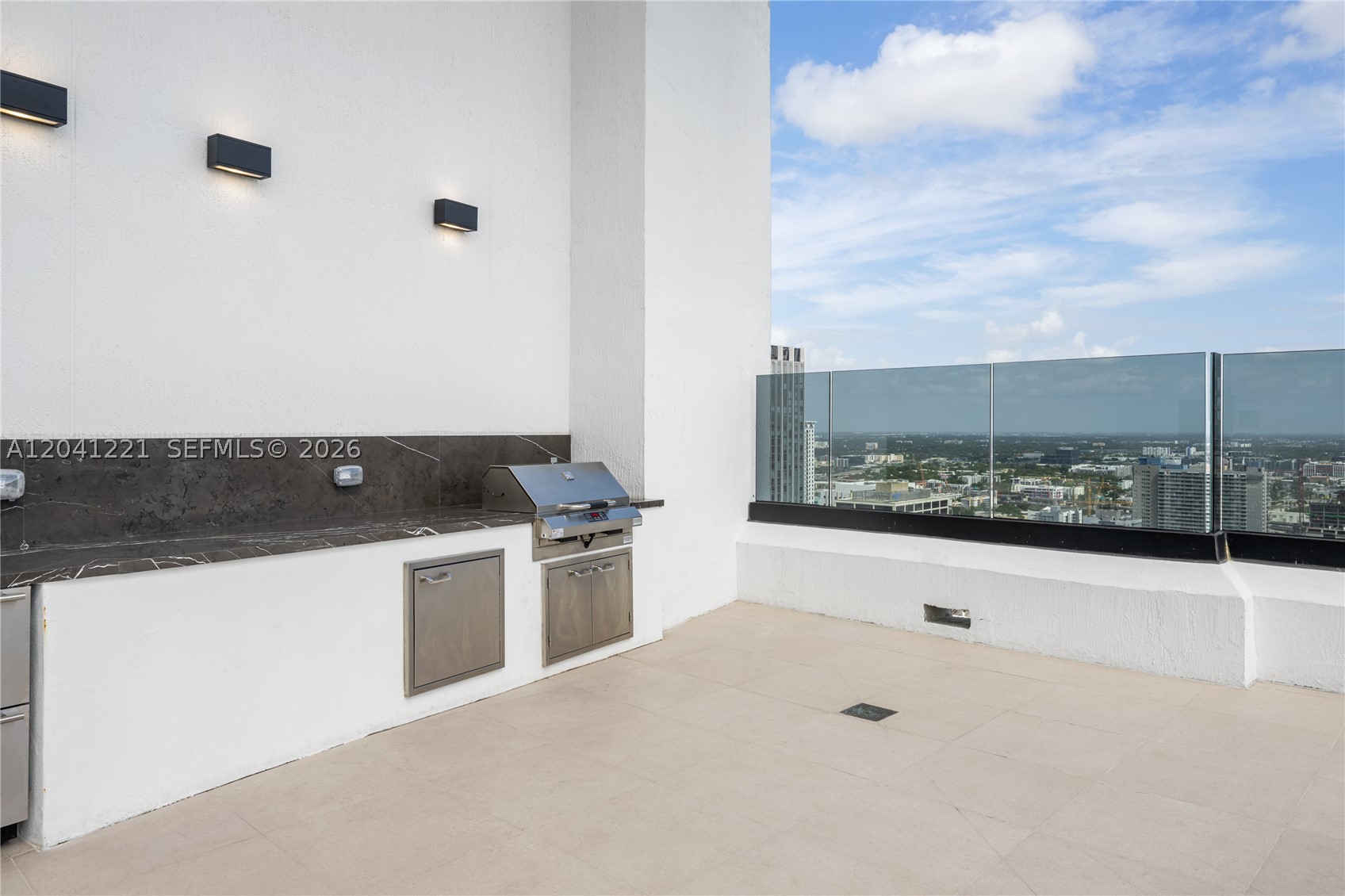 DISTRICT 225 - Residential