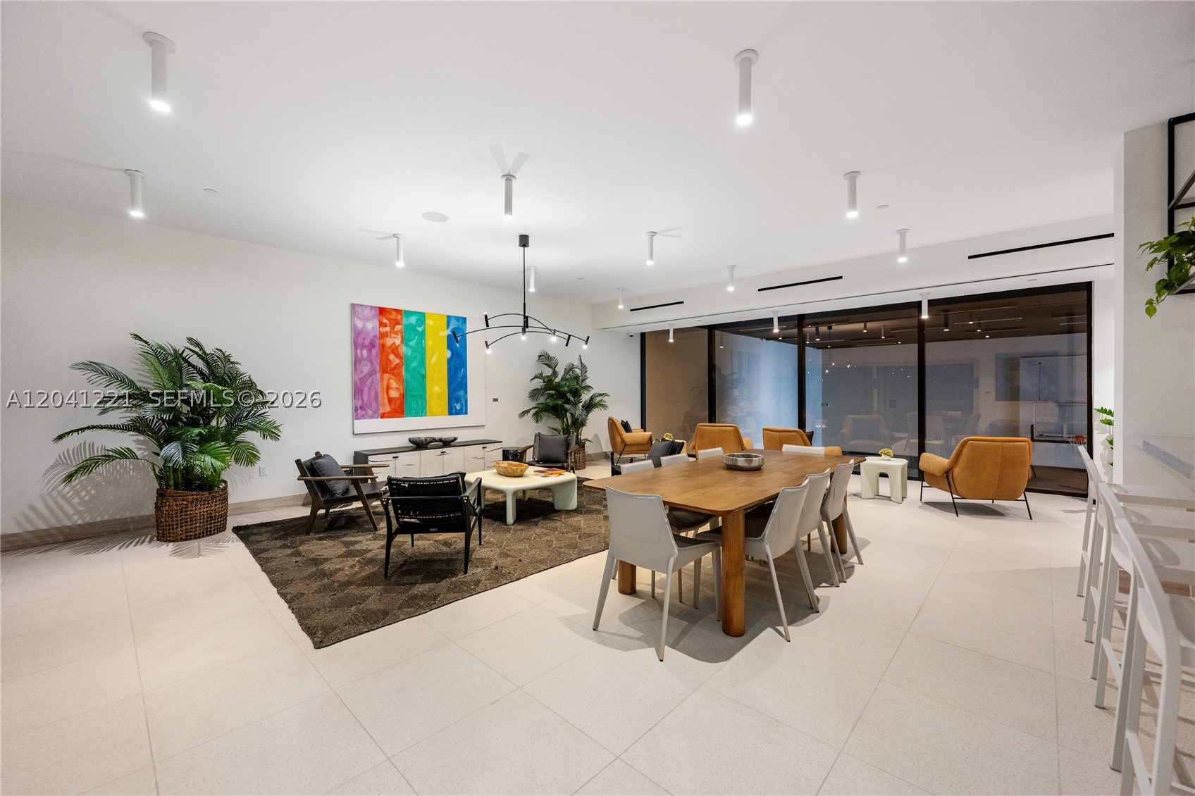 DISTRICT 225 - Residential
