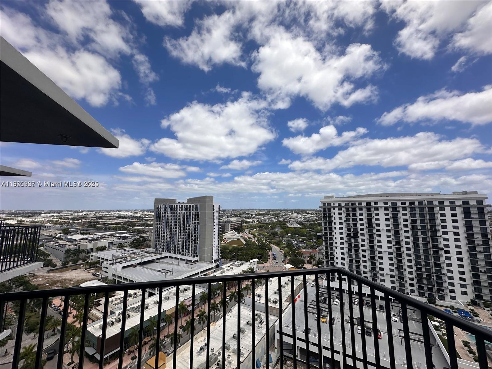 5252 PASEO CONDO - Residential