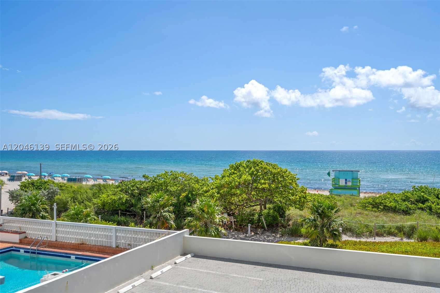 THE COLLINS CONDO - Residential