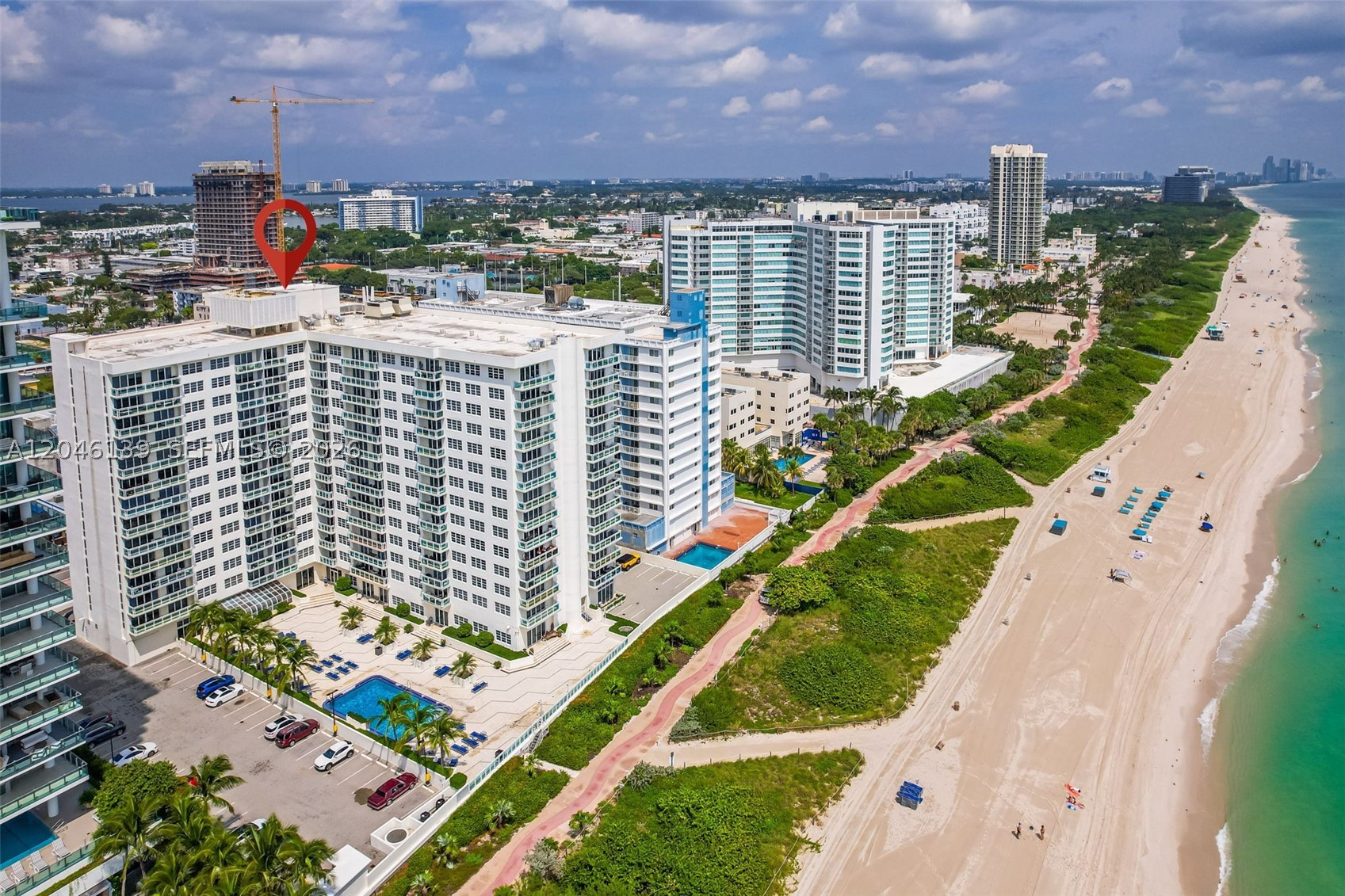 THE COLLINS CONDO - Residential
