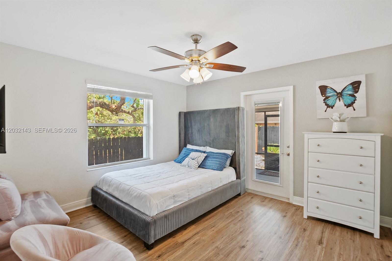DAVIE LITTLE RANCHES AMEN - Residential Lease