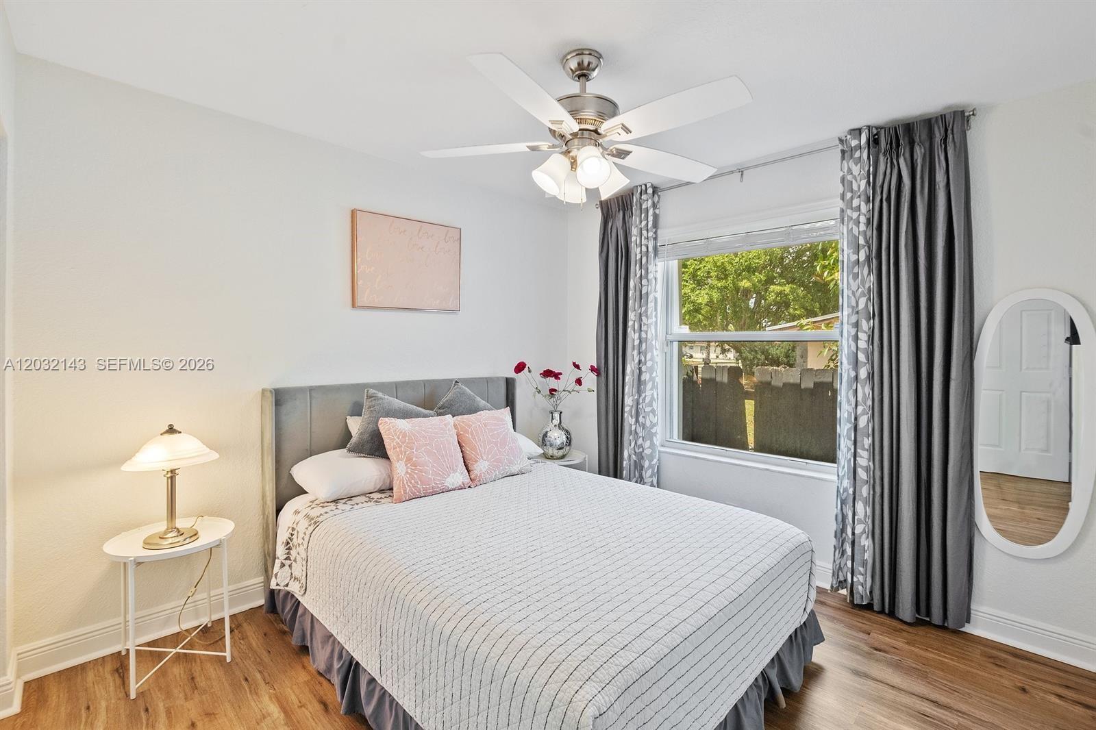 DAVIE LITTLE RANCHES AMEN - Residential Lease