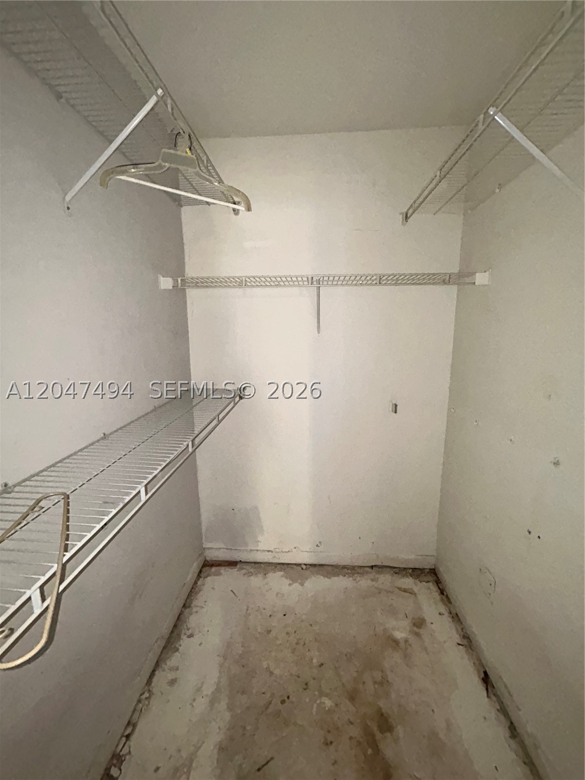 HAMMOCKS TRAILS CONDO - Residential