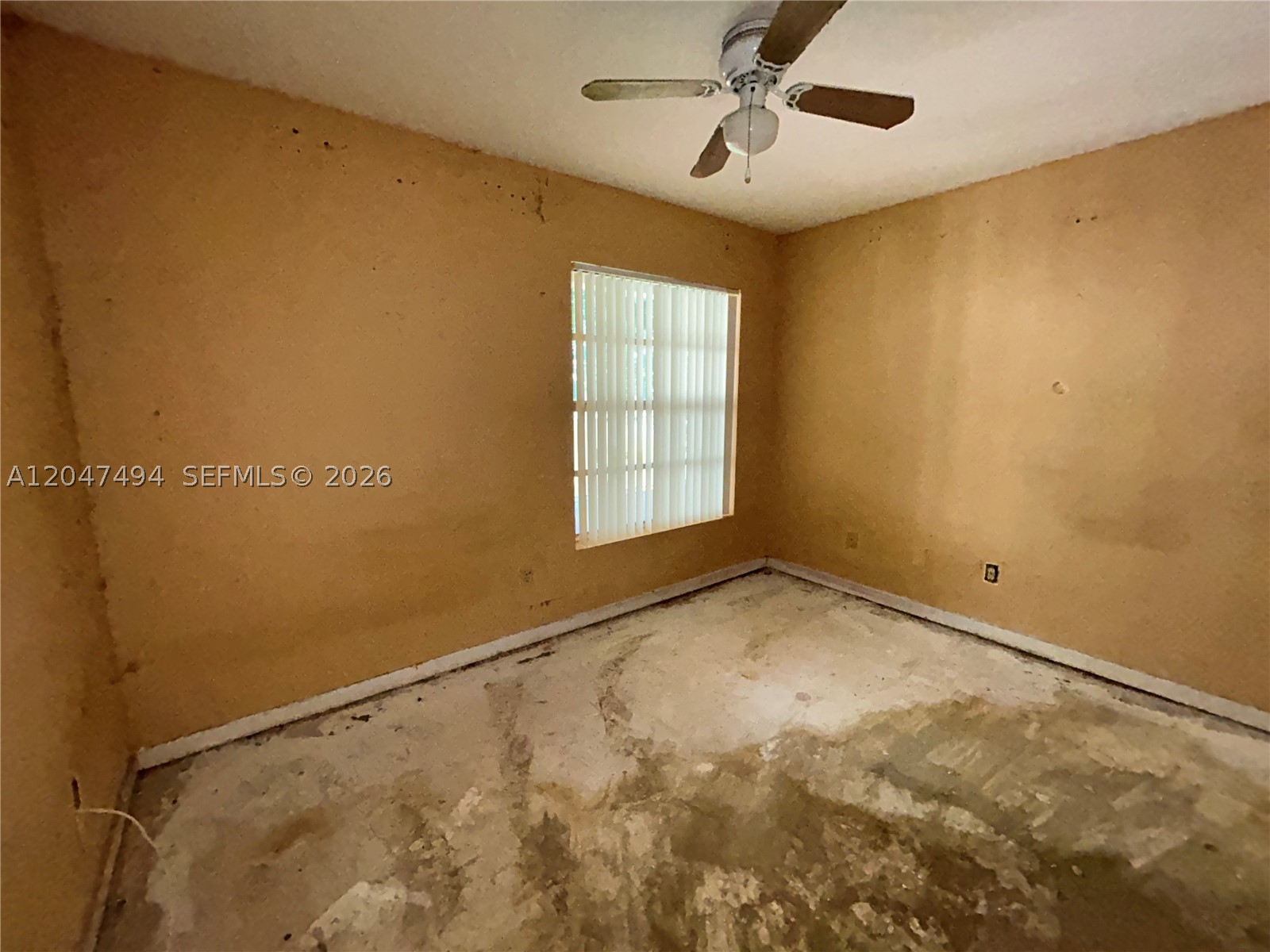 HAMMOCKS TRAILS CONDO - Residential