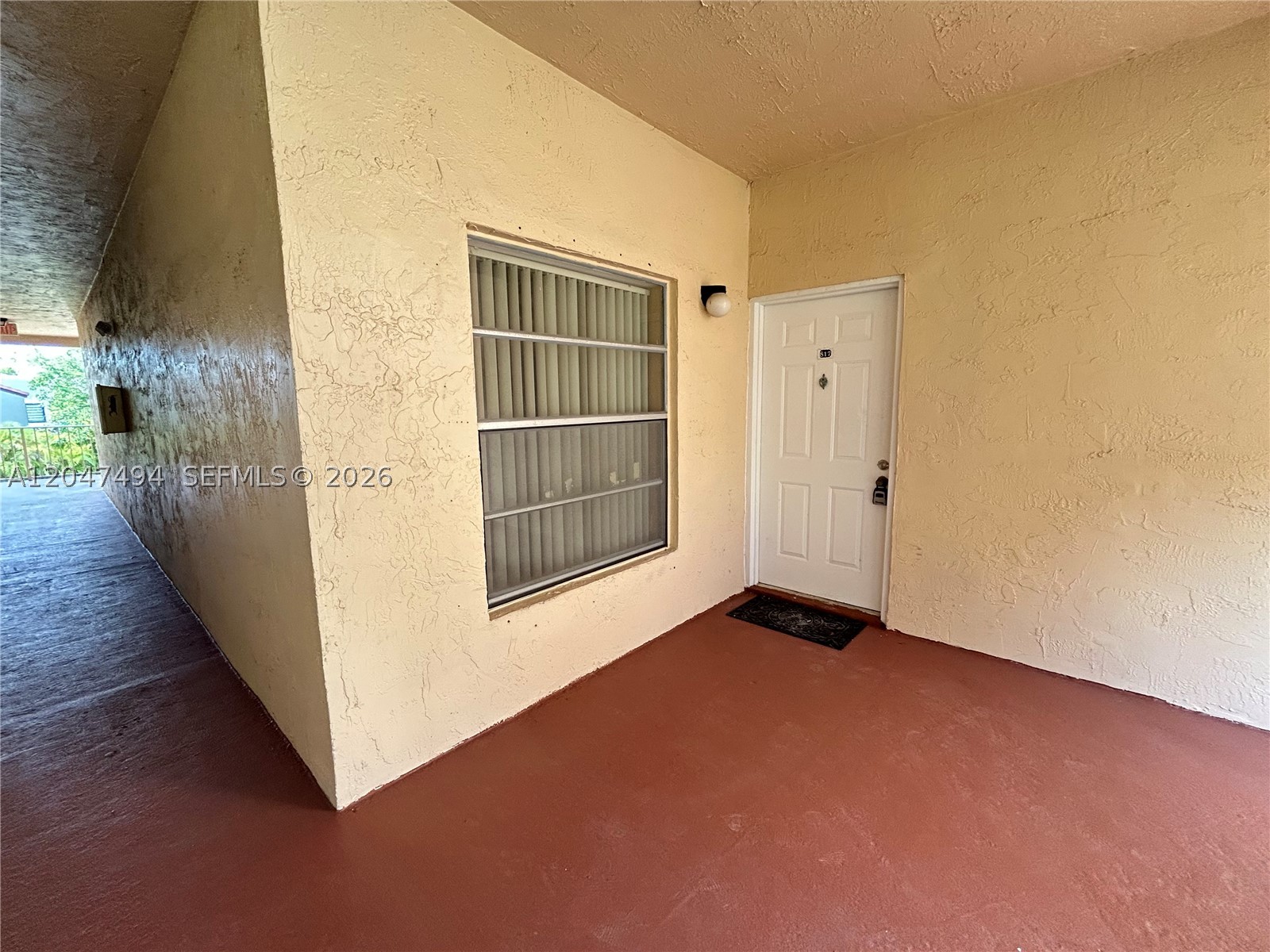 HAMMOCKS TRAILS CONDO - Residential