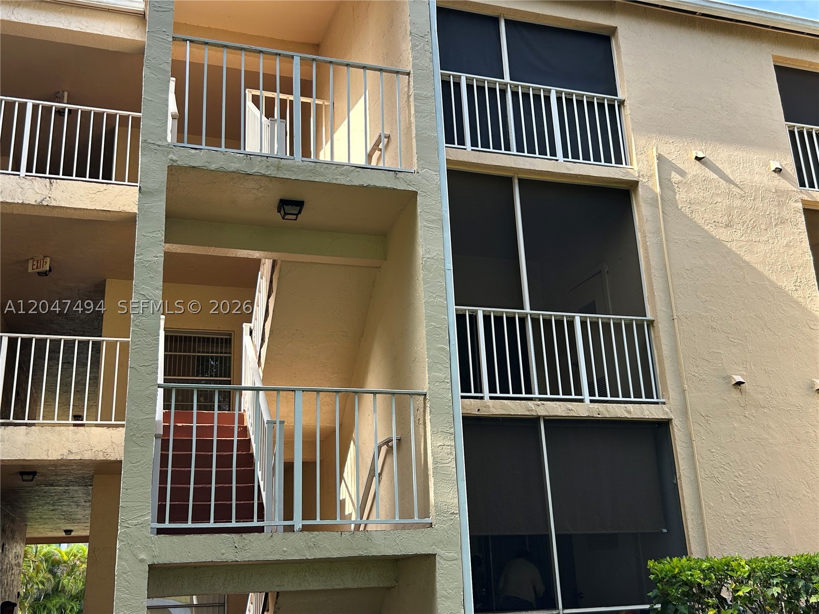 HAMMOCKS TRAILS CONDO - Residential