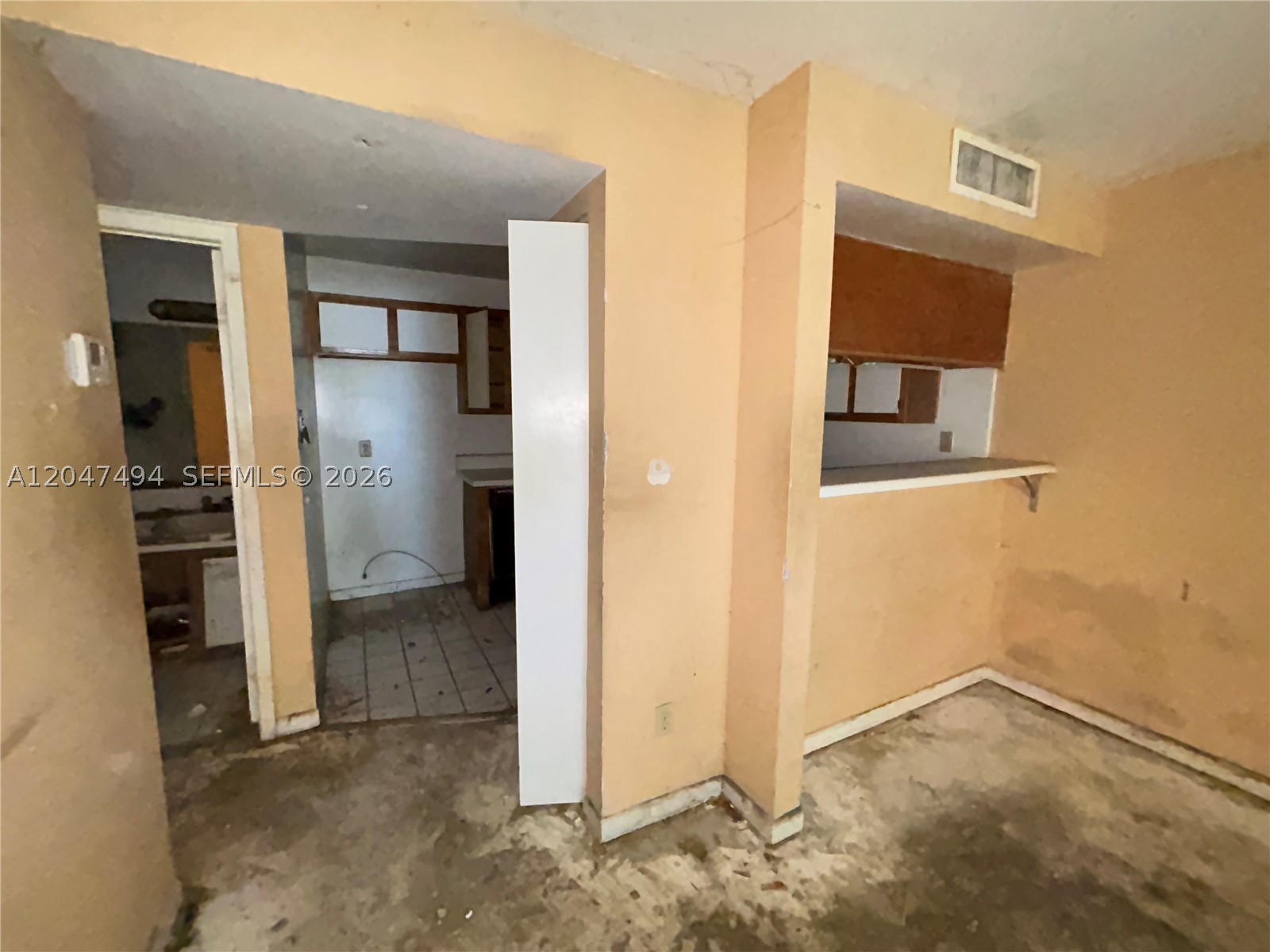 HAMMOCKS TRAILS CONDO - Residential