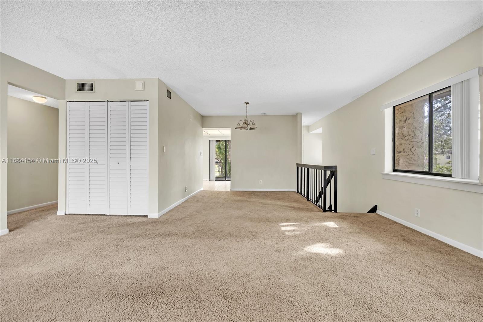 WIMBLEDON AT JACARANDA CO - Residential