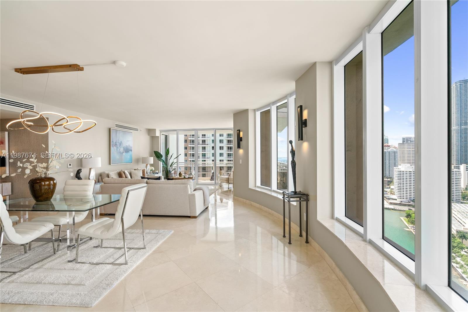 CARBONELL CONDO - Residential