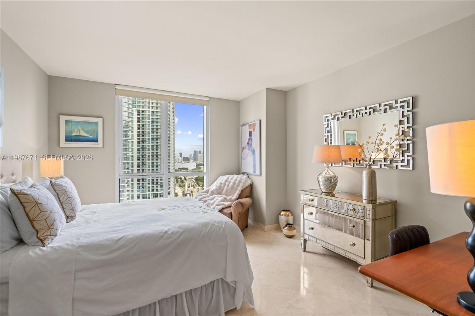 CARBONELL CONDO - Residential