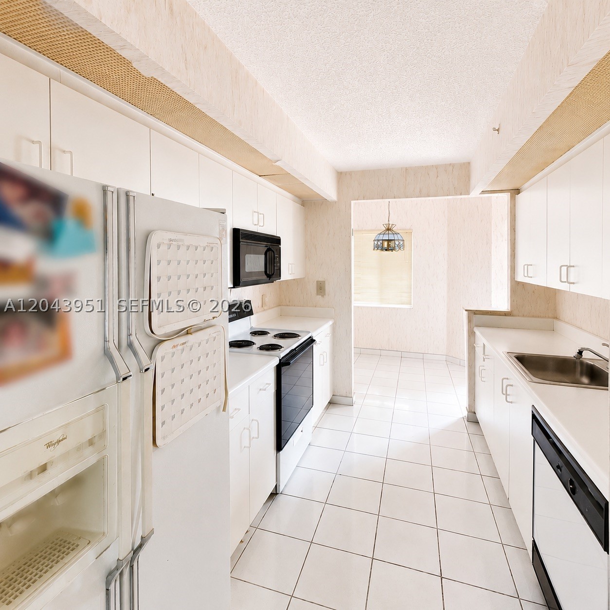 SUFFOLK AT CENTURY VILLAG - Residential