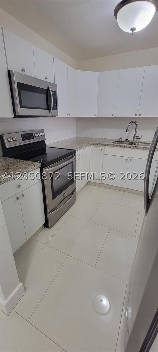 CORAL GATE WEST CONDO - Residential Lease