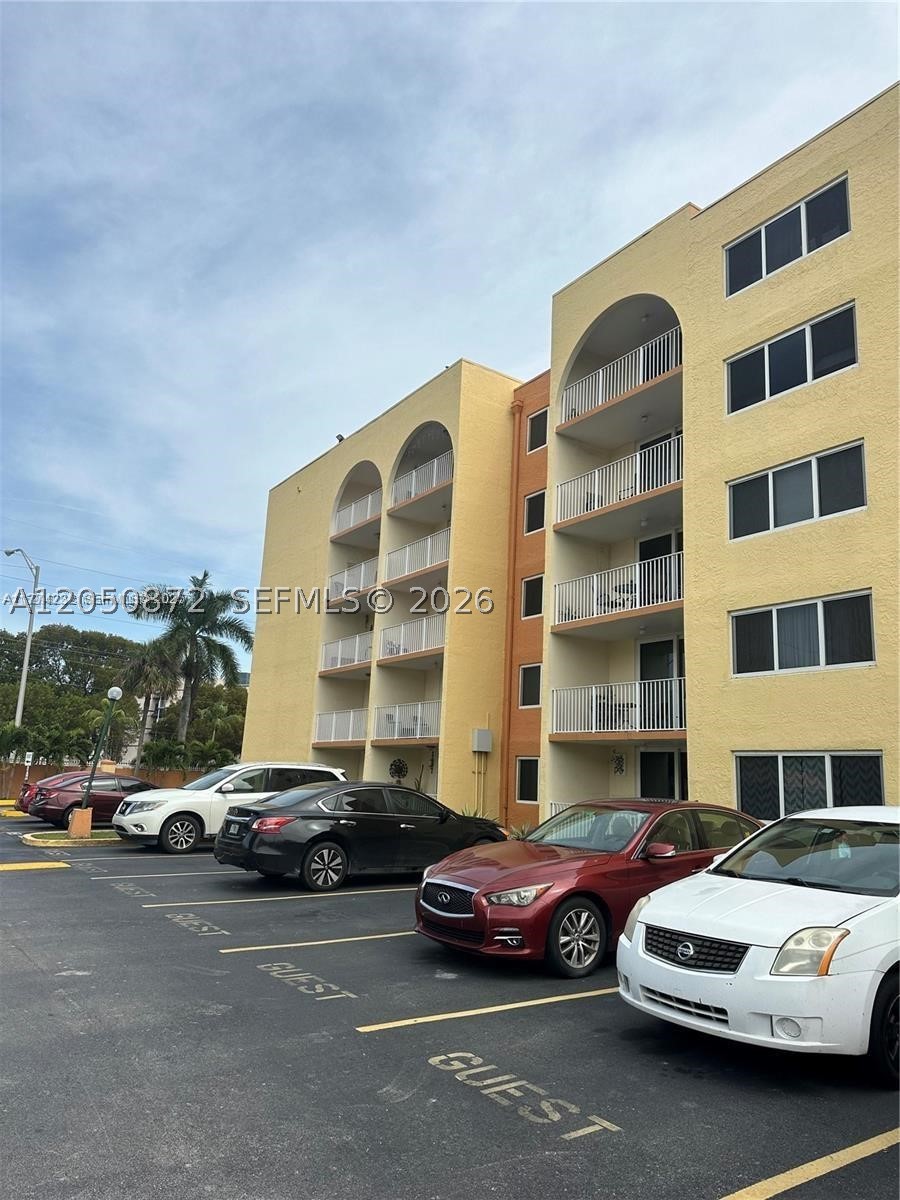 Spacious apartment with two balconies and a huge master closet! Water, sewer, and garbage are included. The unit
and building feature brand-new impact windows and glass doors for enhanced security and energy efficiency.
Located in a gated community with top-notch amenities, including a pool, fitness center, tennis court, laundry
facilities, and 24/7 security. Association Requirements: No pets, no commercial vehicles/vans, and a minimum
credit score of 650. Prime location near schools, grocery stores, and shopping centers. 50-year inspection
certification completed! Move-in ready!