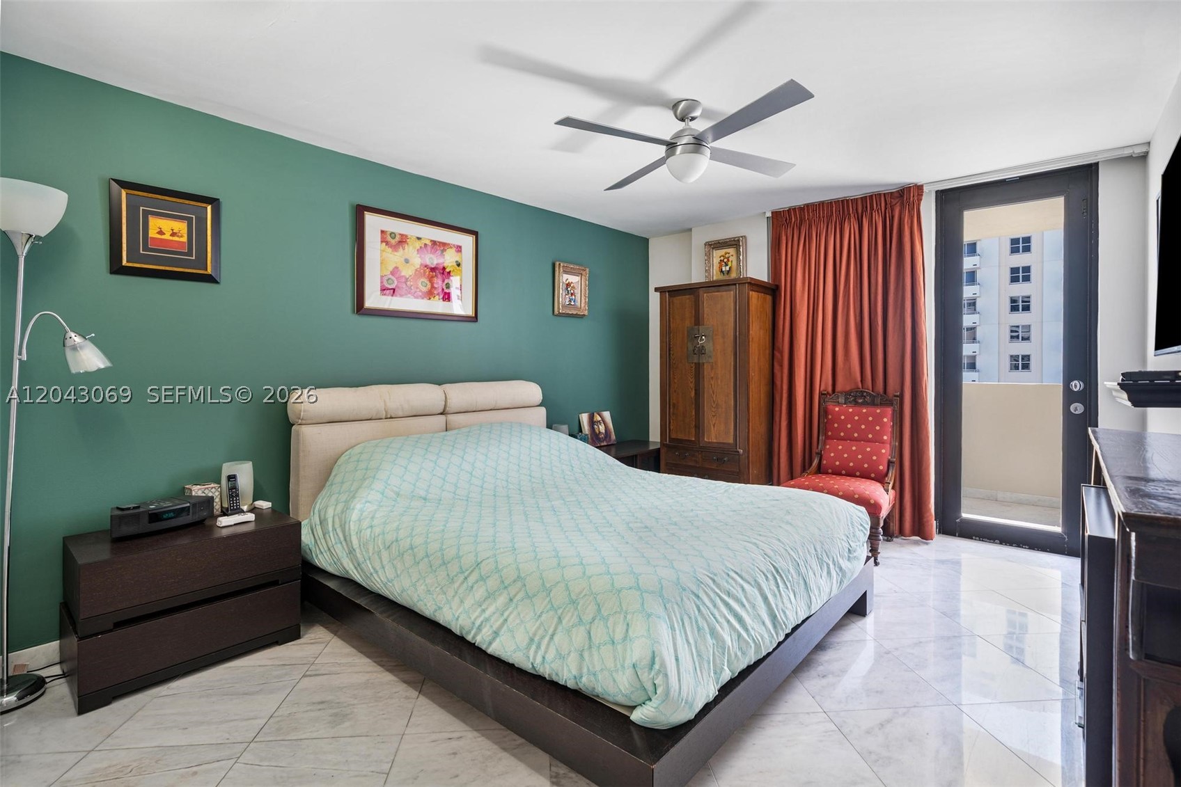 THE GEORGIAN CONDO Ph-1010 - Residential Lease