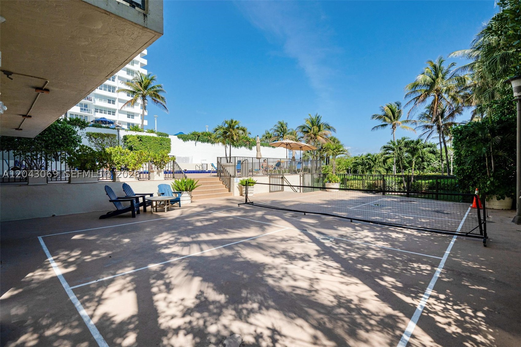THE GEORGIAN CONDO Ph-1010 - Residential Lease