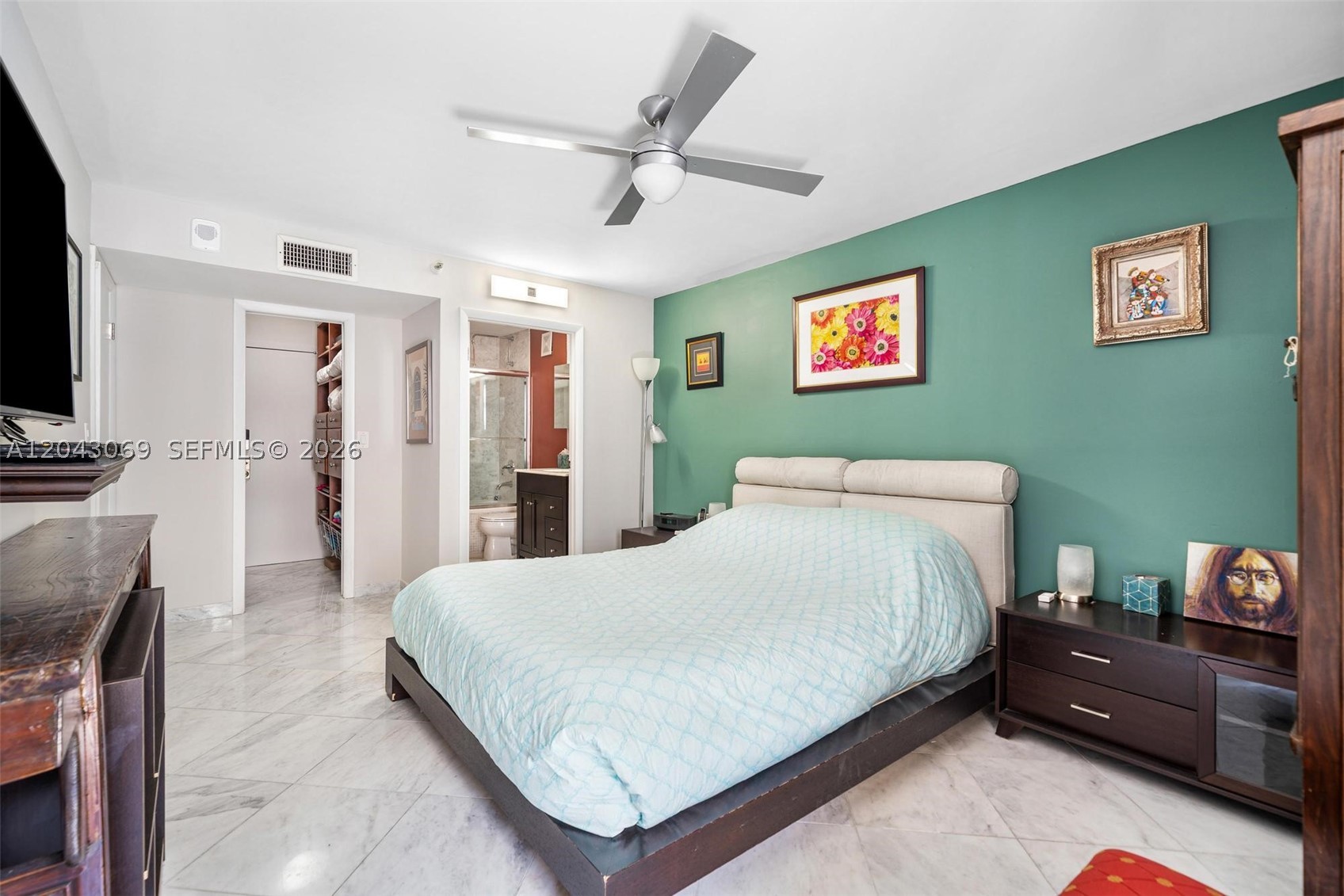 THE GEORGIAN CONDO Ph-1010 - Residential Lease