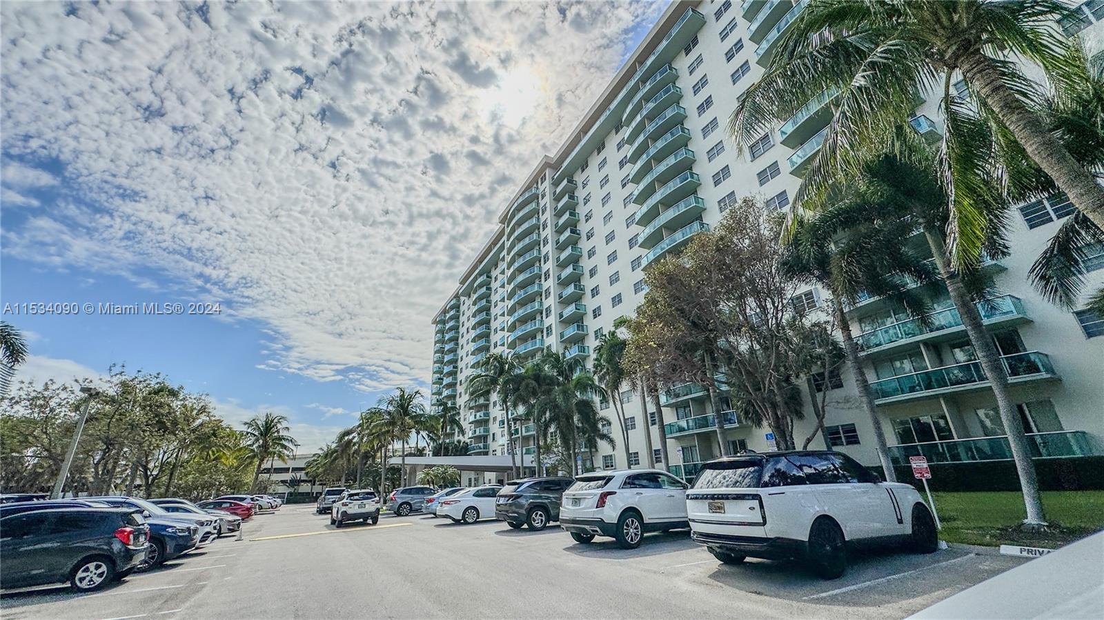OCEANVIEW BUILDING A COND - Residential