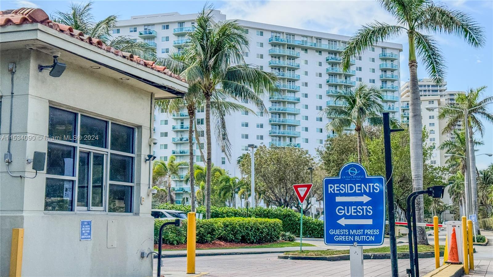 OCEANVIEW BUILDING A COND - Residential