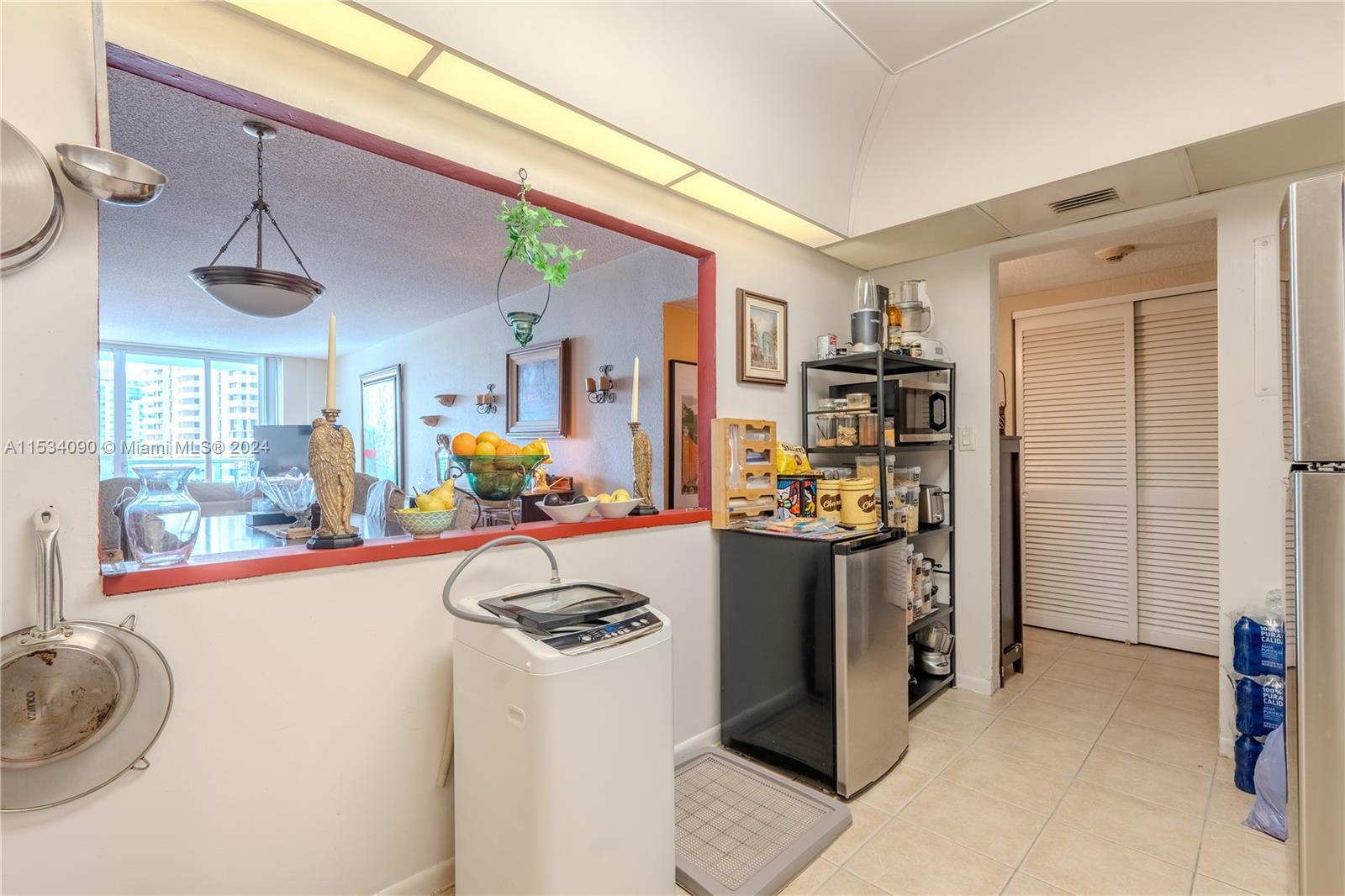 OCEANVIEW BUILDING A COND - Residential