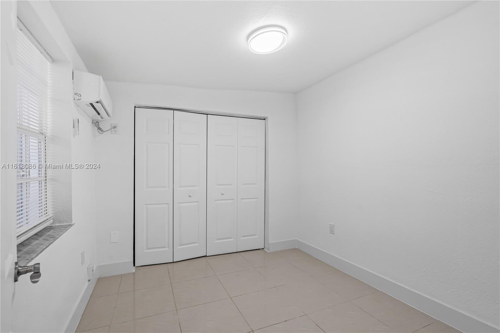 CORAL VILLAS REV - Residential Lease