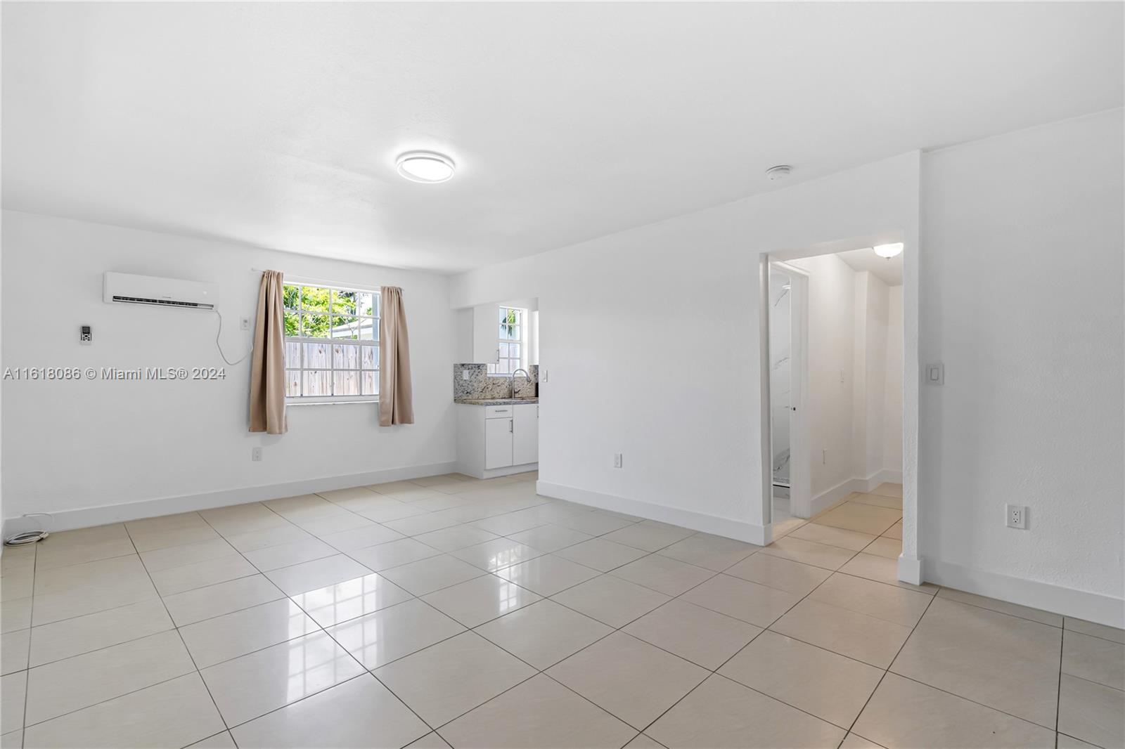 CORAL VILLAS REV - Residential Lease