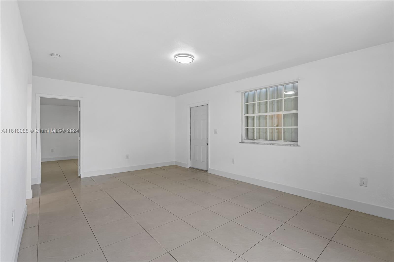 CORAL VILLAS REV - Residential Lease