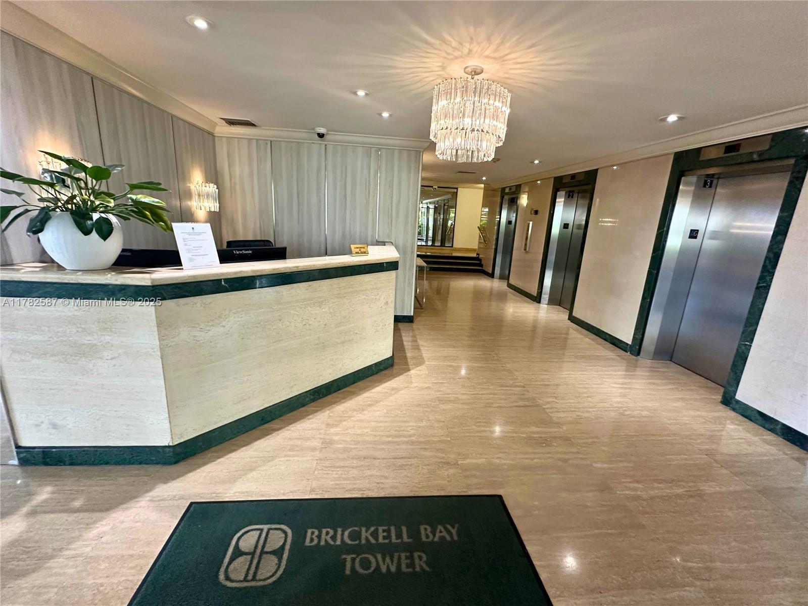 BRICKELL BAY TOWER CONDO - Residential