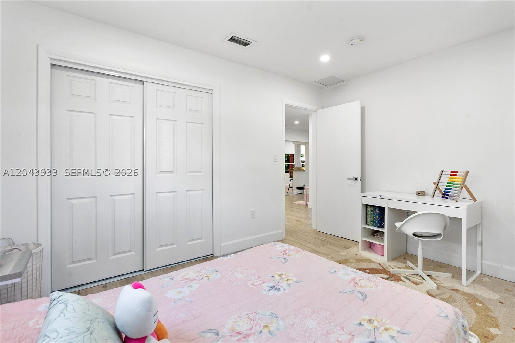 ROYAL PALM ACRES THIRD SE - Residential Lease