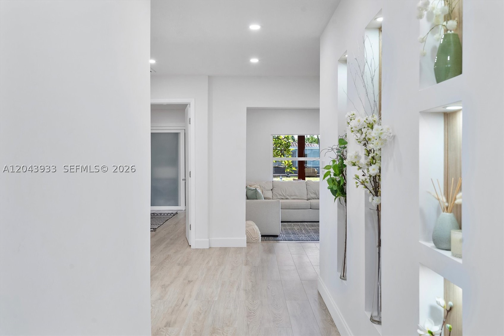 ROYAL PALM ACRES THIRD SE - Residential Lease
