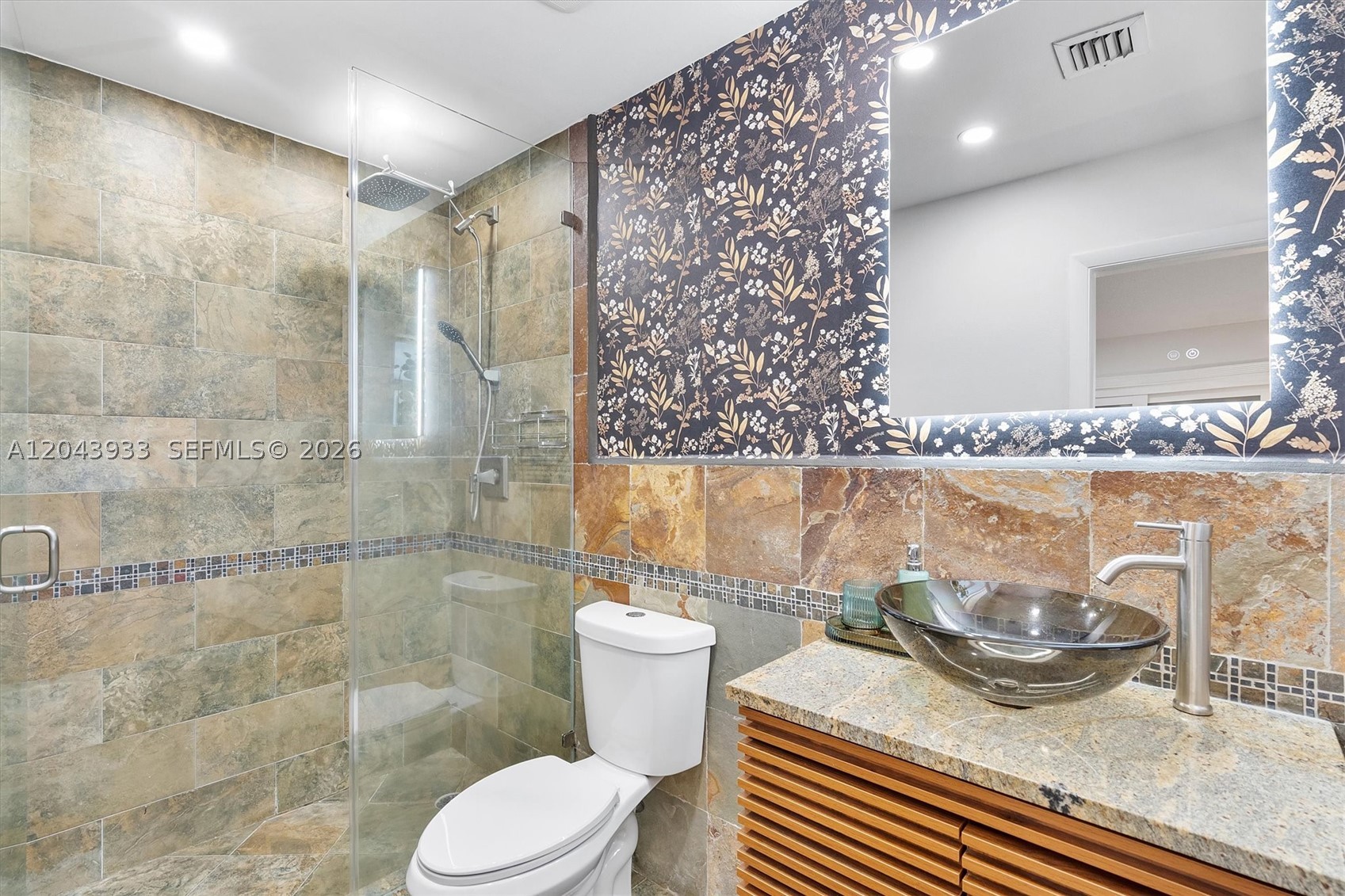 ROYAL PALM ACRES THIRD SE - Residential Lease