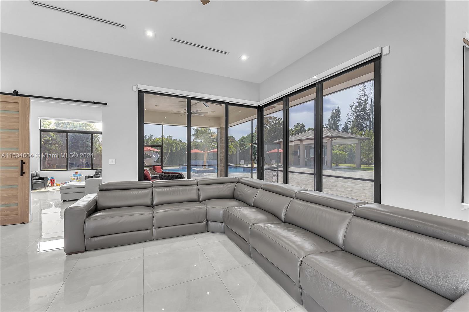 GRIFFIN 345 PLAT - Residential