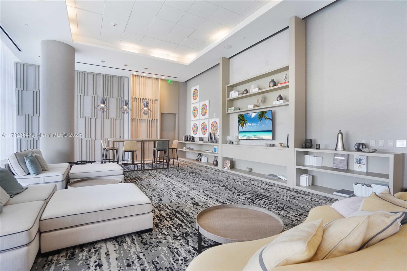 4010 SOUTH OCEAN CONDO - Residential