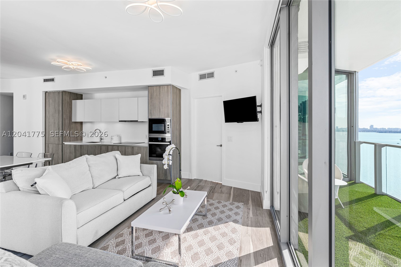 BISCAYNE BEACH CONDO - Residential Lease