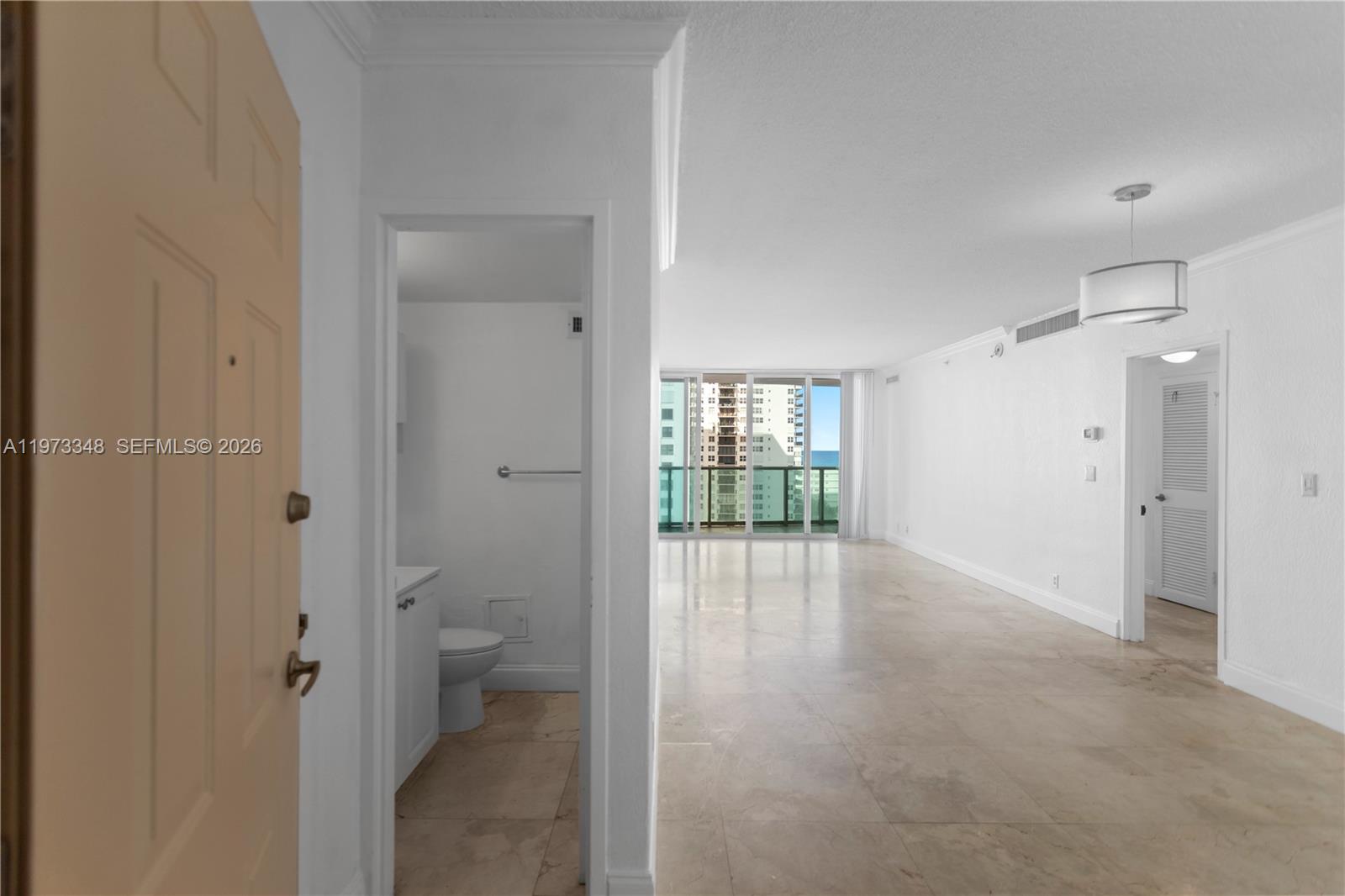 WAVE CONDO - Residential