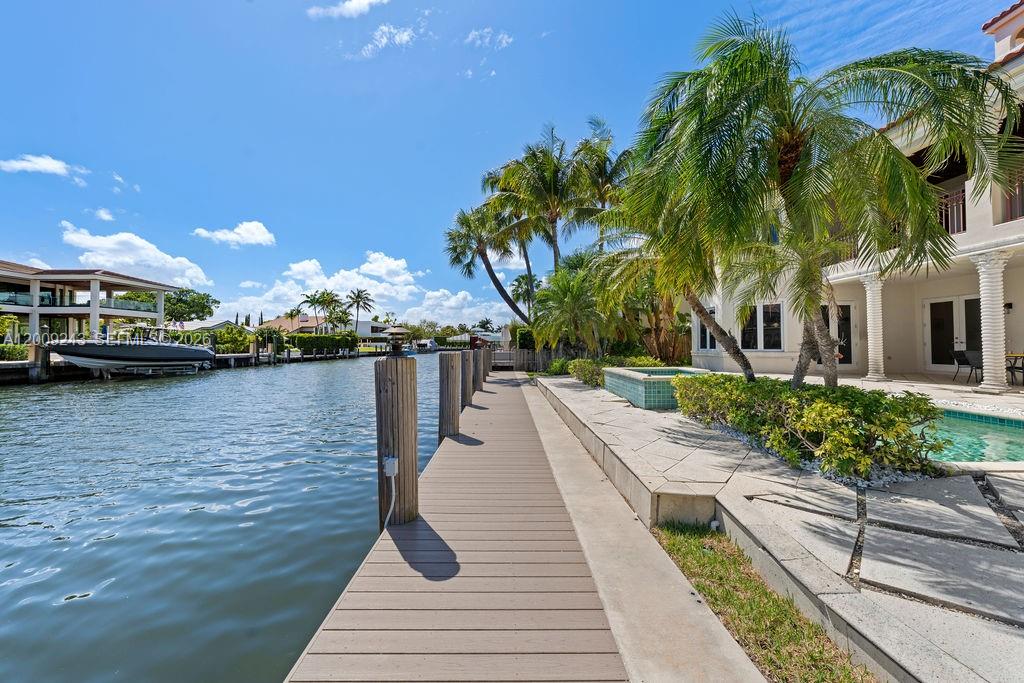 LAUDERDALE ISLES RE-AMEND - Residential
