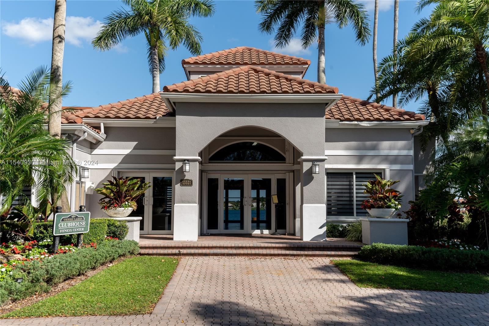 THE POINT - Residential Lease
