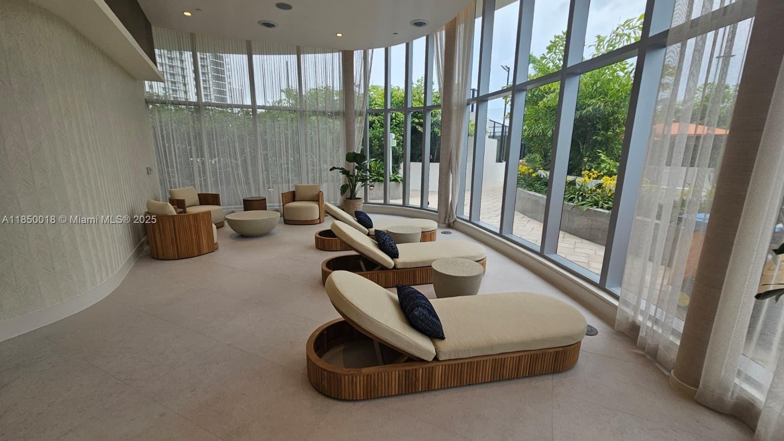 ARIA RESERVE - Residential