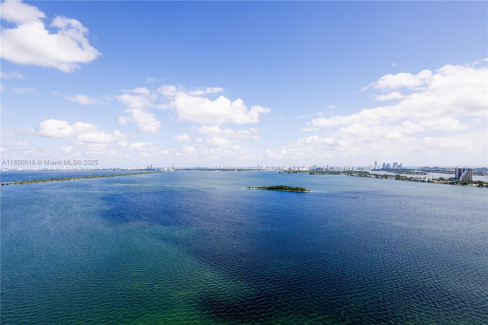 ARIA RESERVE - Residential
