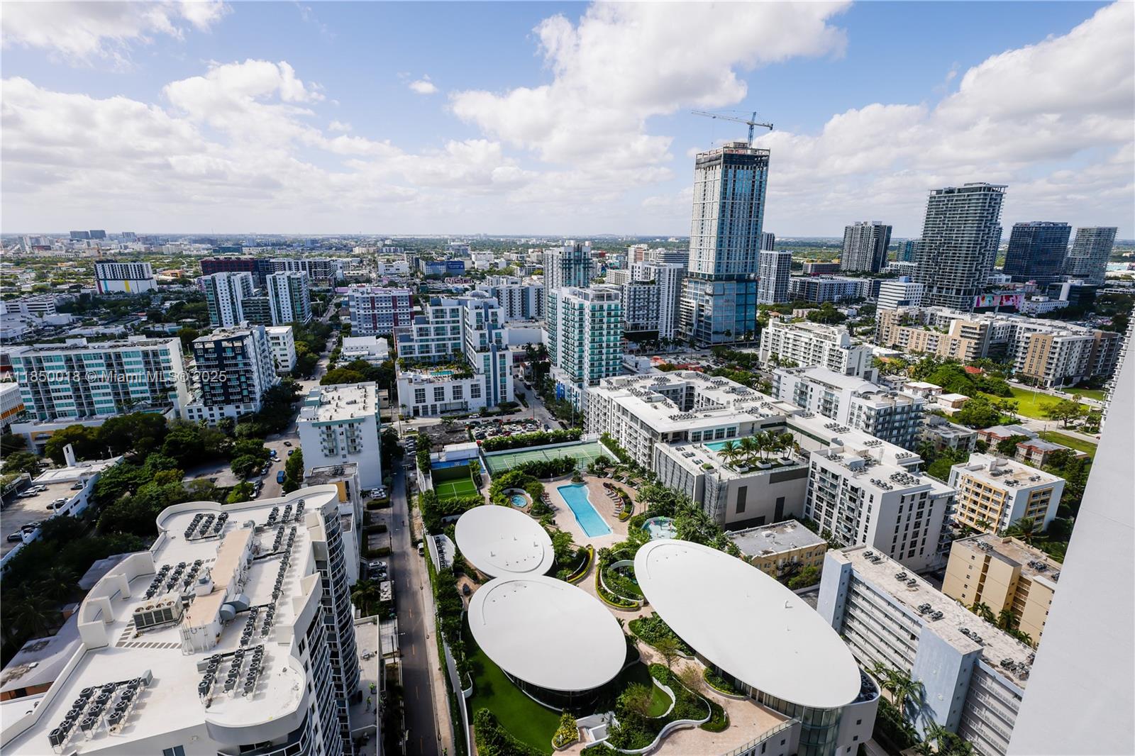 ARIA RESERVE - Residential