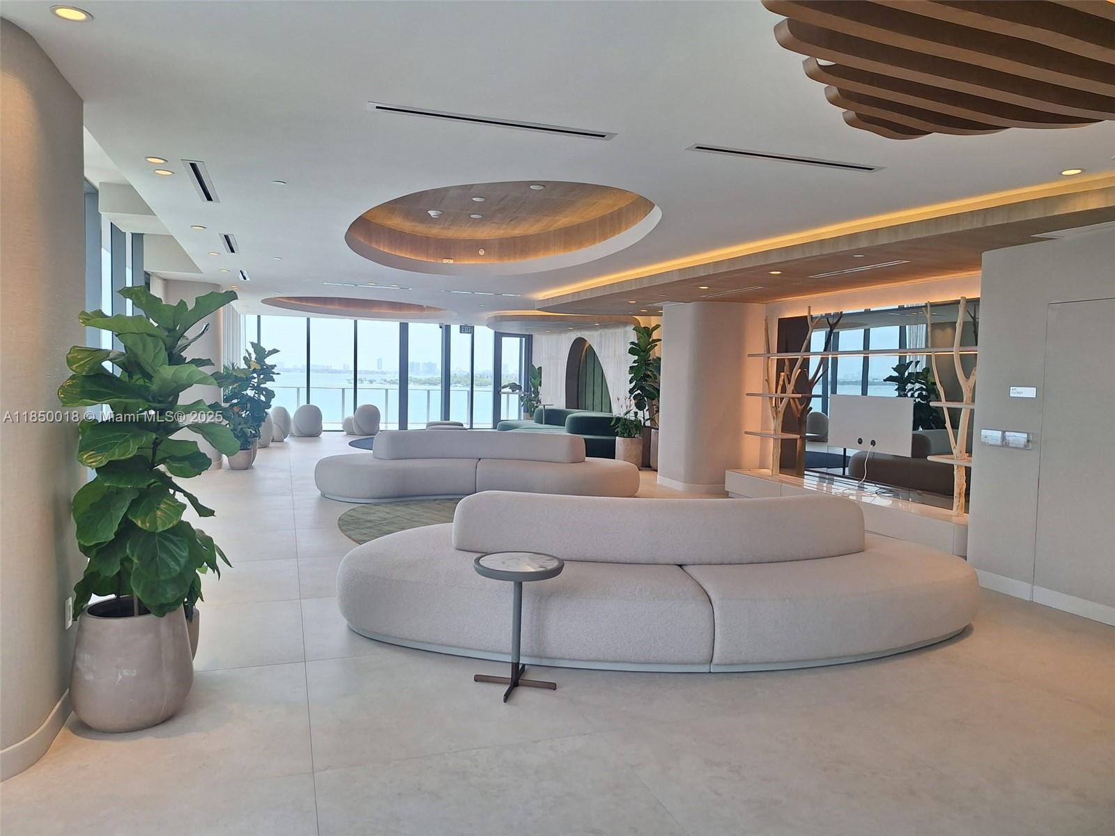 ARIA RESERVE - Residential