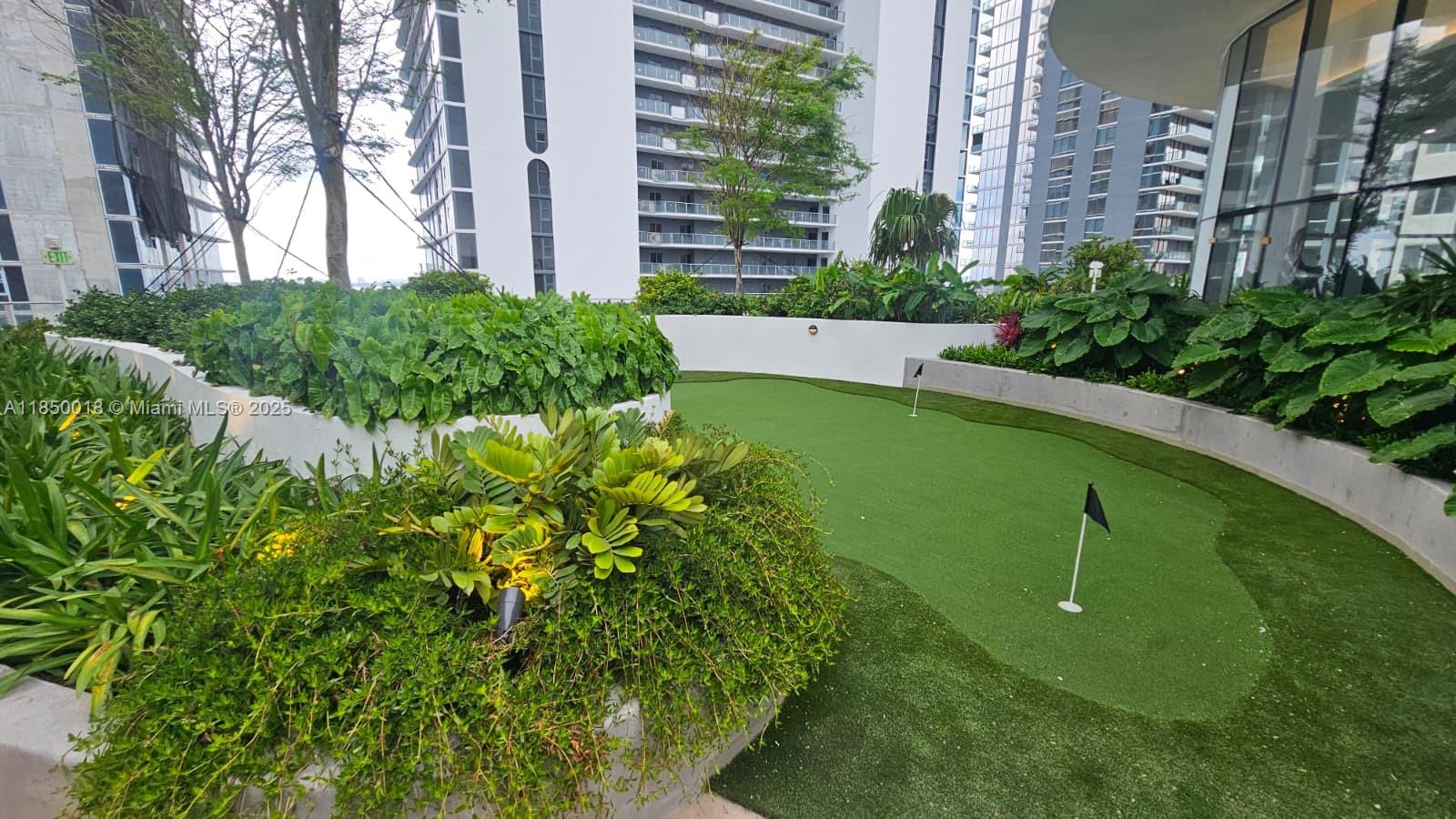 ARIA RESERVE - Residential
