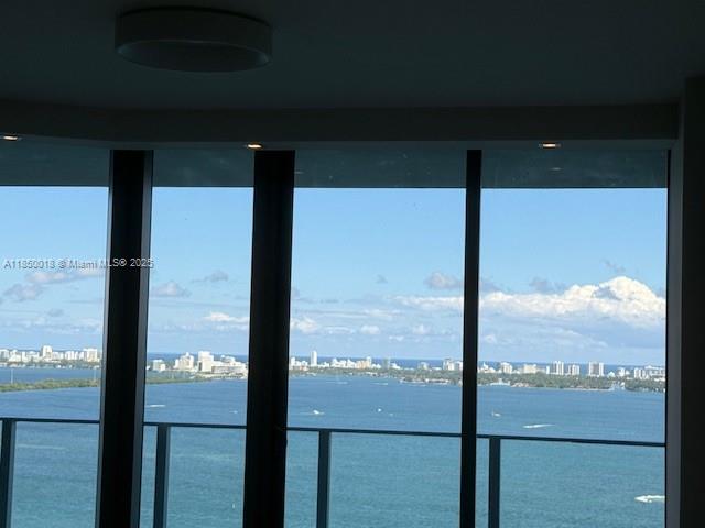 ARIA RESERVE - Residential